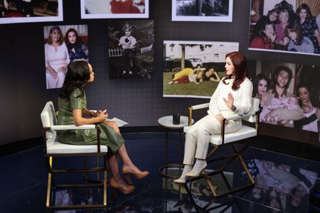 LINSEY DAVIS, PRISCILLA PRESLEY