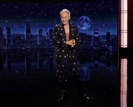 ALAN CUMMING