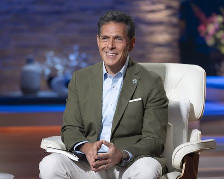 DANIEL LUBETZKY