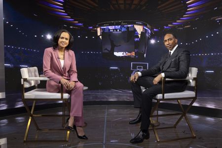 LINSEY DAVIS, STEPHEN A. SMITH