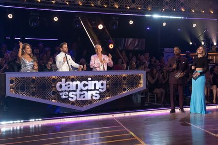 CARRIE ANN INABA, DEREK HOUGH, BRUNO TONIOLI, ALFONSO RIBEIRO, JULIANNE HOUGH