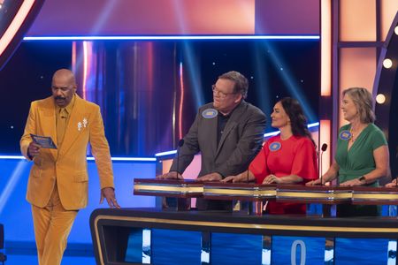 STEVE HARVEY, ANDY RICHTER, JEN RICHTER, KATIE SWANSON