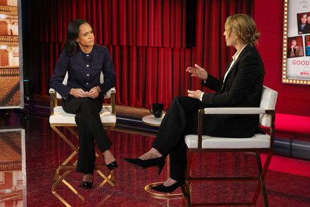 LINSEY DAVIS, KATE WINSLET