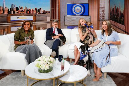 ROBIN ROBERTS, GEORGE STEPHANOPOULOS, LARA SPENCER, GINGER ZEE