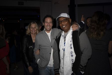 PARIS BARCLAY (EXECUTIVE PRODUCER)