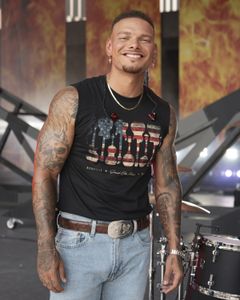 KANE BROWN