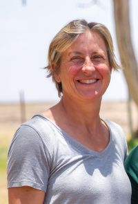 Bio profile offJustine Evans