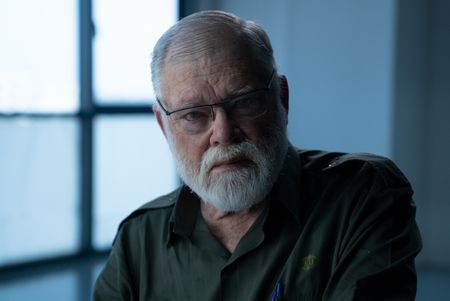 McGill Alexander, former South African army office, recounts his experience being held hostage by Taiwan's most-wanted criminal. (©2019 MCN International Pte Ltd. All Rights Reserved.)
