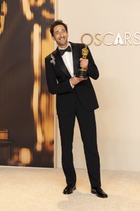 ADRIEN BRODY