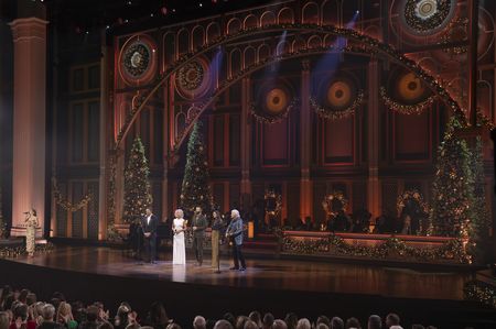 LAUREN DAIGLE, LITTLE BIG TOWN, JORDAN DAVIS