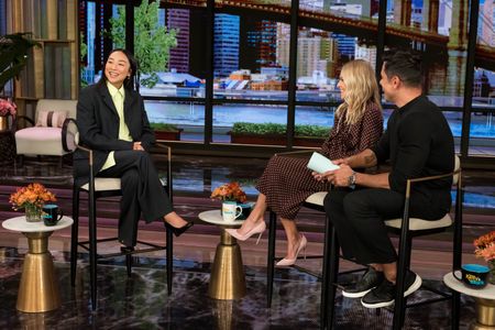 GRETA LEE, KELLY RIPA, MARK CONSUELOS