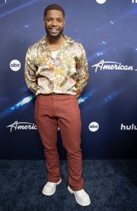 VICTOR SOLOMON