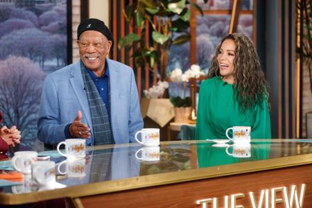 MORGAN FREEMAN, SUNNY HOSTIN