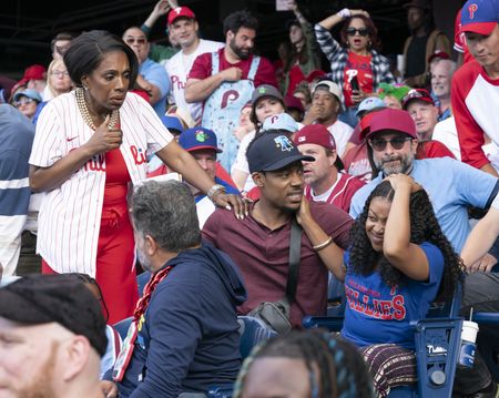 SHERYL LEE RALPH, TYLER JAMES WILLIAMS, QUINTA BRUNSON