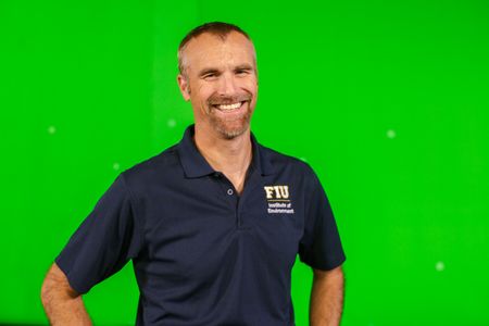 Mike Heithaus. (National Geographic/Aubrey Fagon)