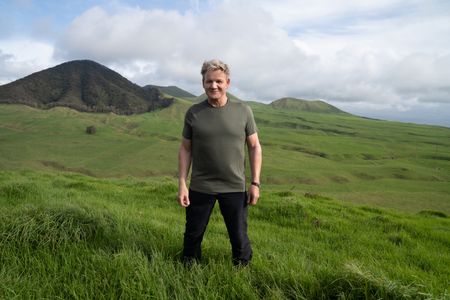 Gordon Ramsay in Hawaii. (National Geographic/Justin Mandel)