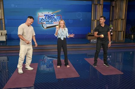 Kelly Ripa, Mark Consuelos
