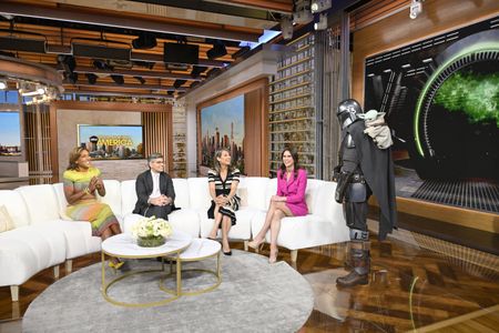 ROBIN ROBERTS, GEORGE STEPHANOPOULOS, GINGER ZEE, SOPHIE FLAY, MANDALORIAN, GROGU
