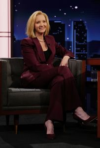 LISA KUDROW