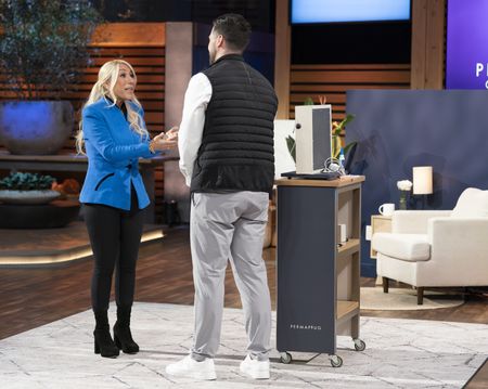 LORI GREINER