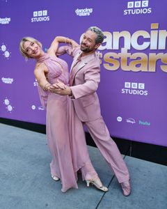 AMBER GLENN, PASHA PASHKOV