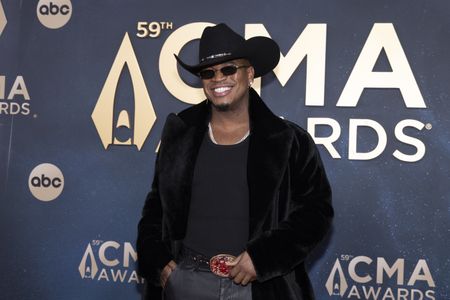 NE-YO