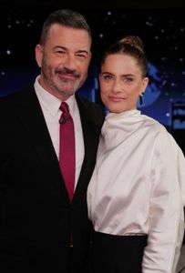 JIMMY KIMMEL, AMANDA PEET
