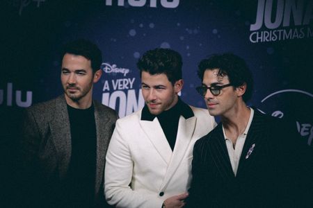 KEVIN JONAS, NICK JONAS, JOE JONAS