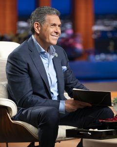 DANIEL LUBETZKY