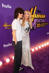 MAXX MORANDO, MILEY CYRUS