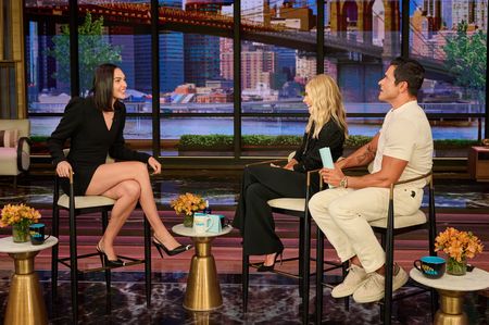 GAL GADOT, KELLY RIPA, MARK CONSUELOS