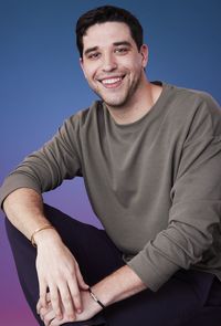 Bio profile offDevin  