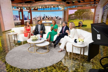 MICHAEL STRAHAN, ROBIN ROBERTS, GEORGE STEPHANOPOULOS, MOLLY SHANNON,  LARA SPENCER
