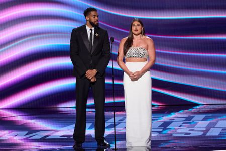 KARL-ANTHONY TOWNS, ILONA MAHER