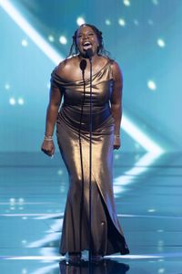 LESLIE JONES