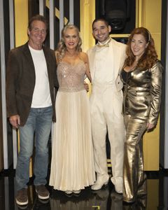DENNIS QUAID, ELAINE HENDRIX, ALAN BERSTEN, LISA ANN WALTER