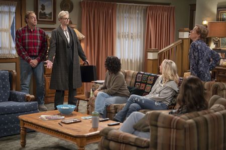 JOHN GOODMAN, JANE LYNCH, LAURIE METCALF