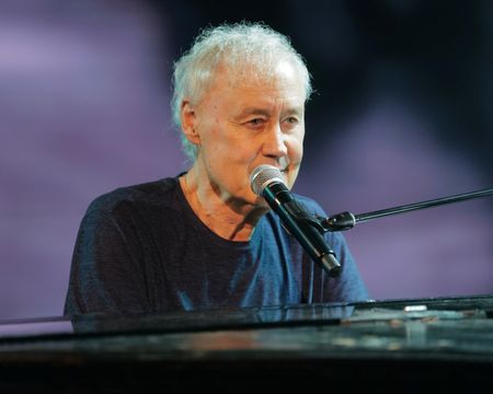 BRUCE HORNSBY