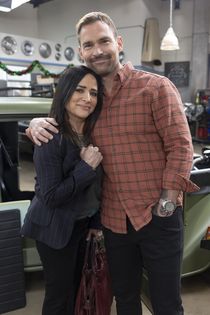 PAMELA ADLON, SEANN WILLIAM SCOTT