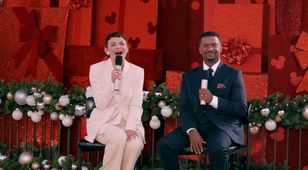 Hosts Alfonso Ribeiro and Ginnifer Goodwin