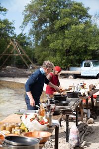 Gordon Ramsay and Chef Paul during the final cook in Florida. (National Geographic/Justin Mandel)