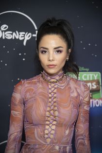 ANNA AKANA