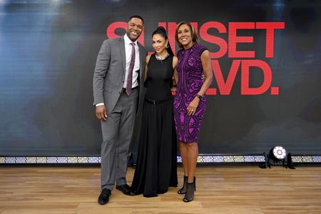 MICHAEL STRAHAN, NICOLE SCHERZINGER, ROBIN ROBERTS