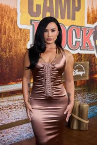 DEMI LOVATO