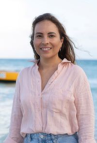Bio profile offDr. Alex Schnell