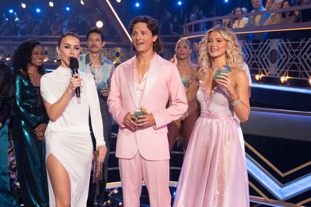 TATYANA ALI, JULIANNE HOUGH, HARRY SHUM JR., CONNOR WOOD, KAMRI PETERSON, RYLEE ARNOLD