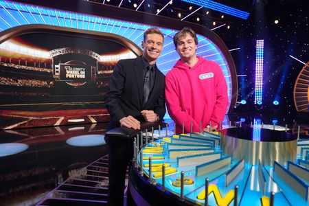 RYAN SEACREST, KIKÉ HERNÁNDEZ