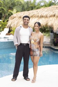 JONATHON, LEAH