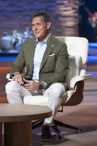 DANIEL LUBETZKY