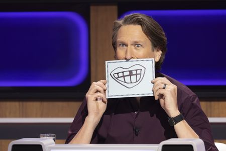 PETE HOLMES